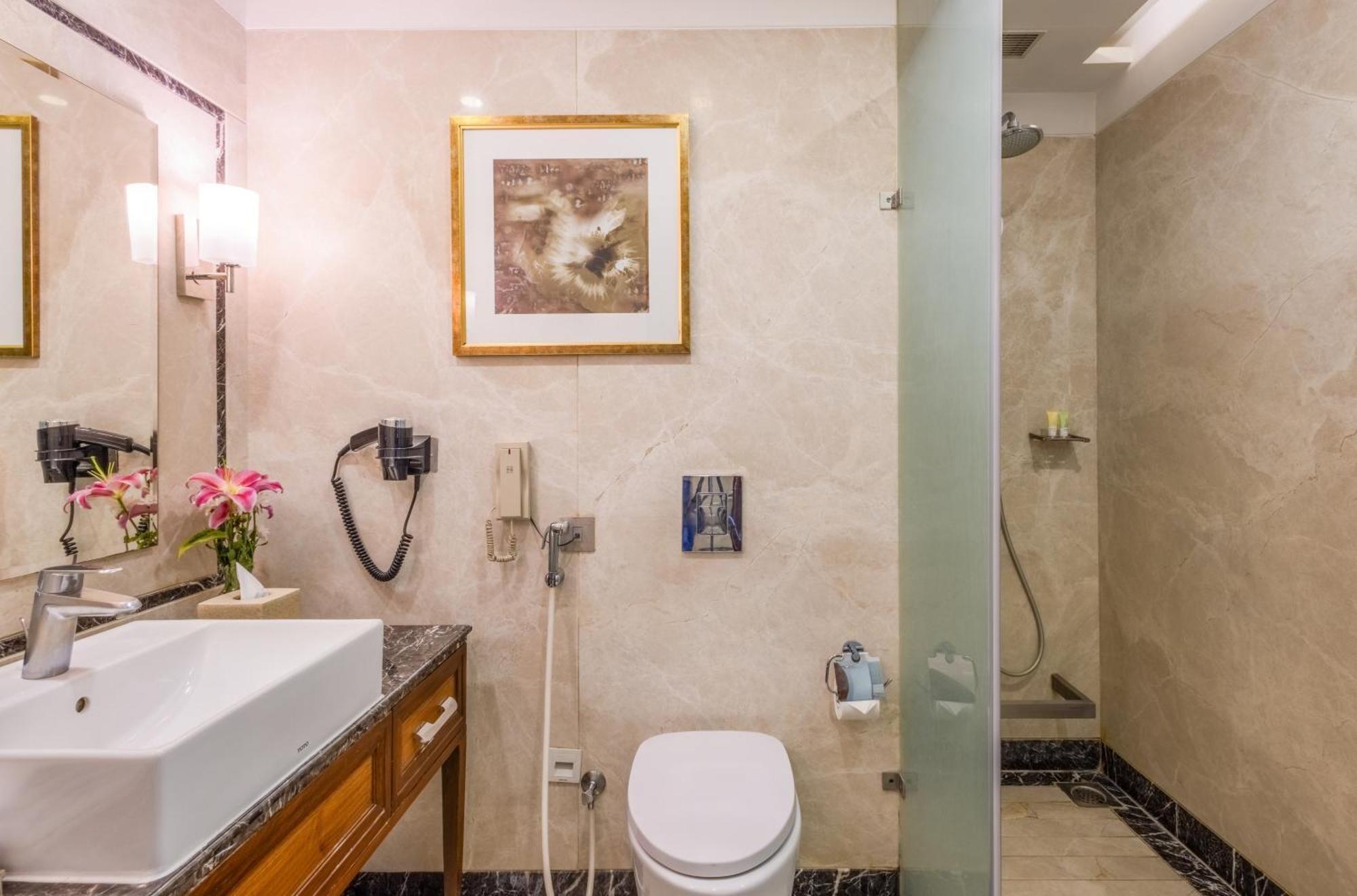 Hotel Sayaji Kolhapur Esterno foto