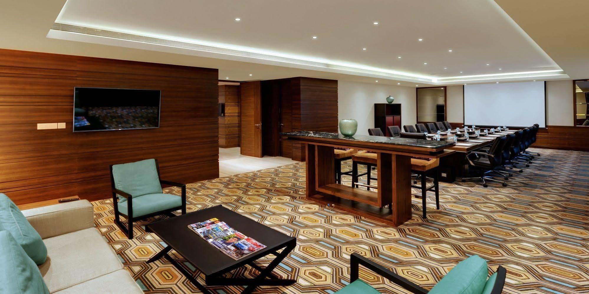 Hotel Sayaji Kolhapur Esterno foto