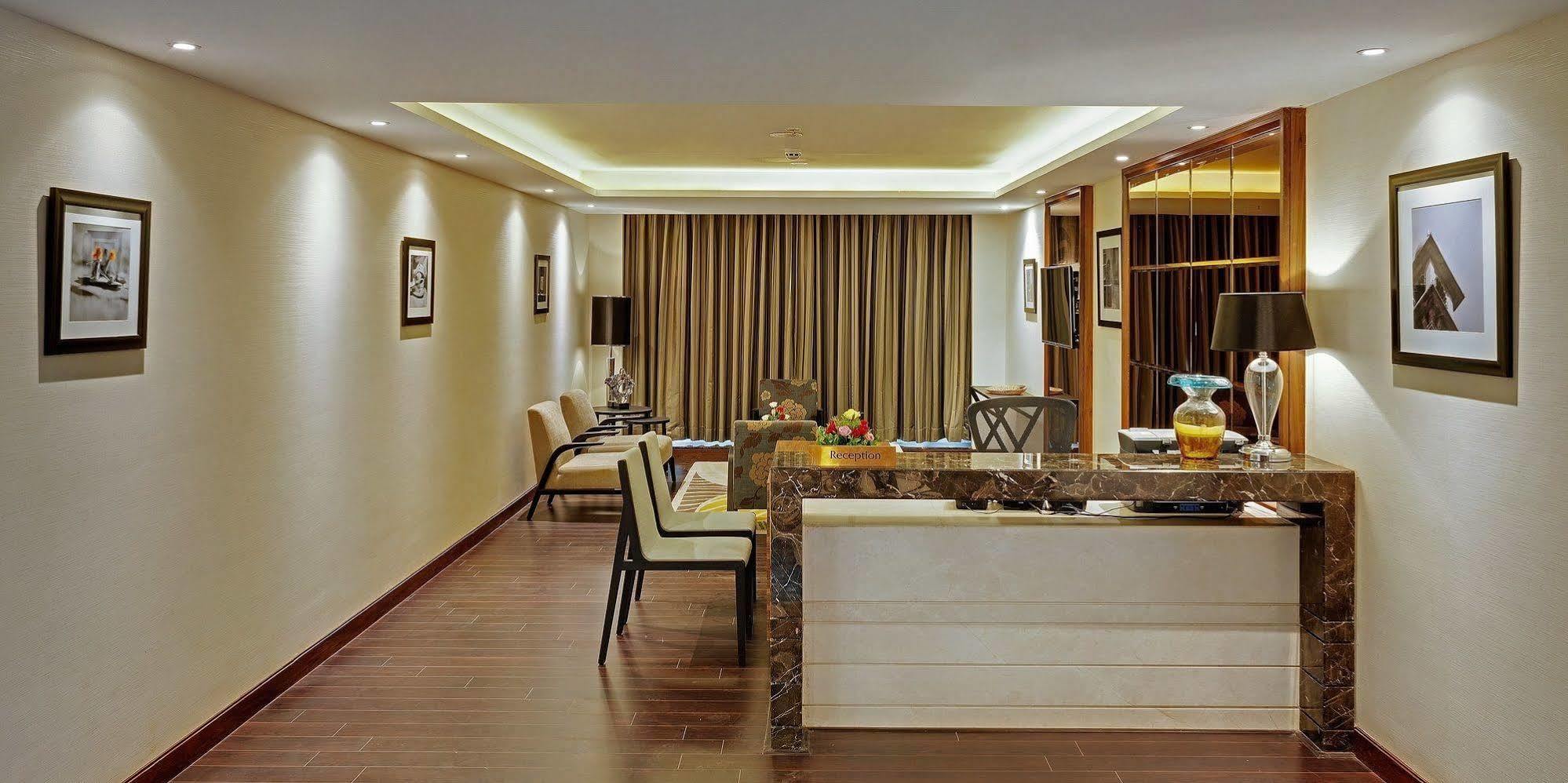 Hotel Sayaji Kolhapur Esterno foto