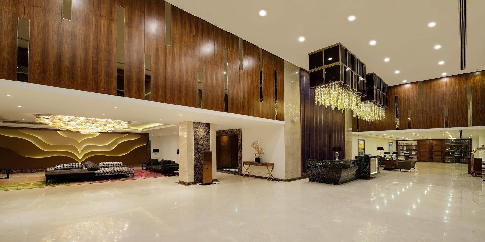 Hotel Sayaji Kolhapur Esterno foto